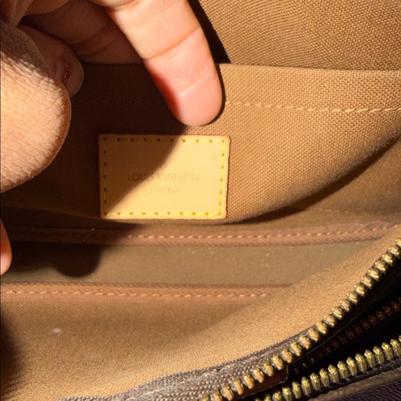 Louis Vuitton multi pochette accessoires Monogram Crossbody Bag color khaki - Picture 14 of 15